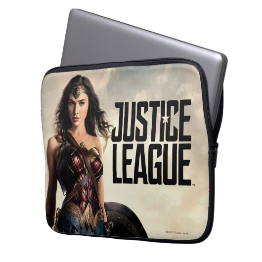 Justizielle Liga | Wonder Woman auf dem Schlachtfe Laptopschutzhülle (Vorderseite Links)