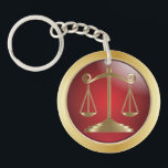 Justizwesen | Recht | Rechtsanwalt Schlüsselanhänger<br><div class="desc">Die Scales of Justice Law in einem tiefroten und goldfarbenen Druck mit den Scales of Justice auf der einen Seite und Mit Monogramm auf der anderen Seite. 📌 Wenn Sie weitere Anpassungen benötigen, klicken Sie bitte auf den Button "Weitere Anpassungen vornehmen" oder "Design anpassen oder bearbeiten" und verwenden Sie unser...</div>