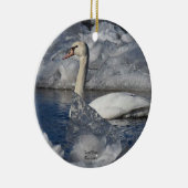 Juvenile Swan im Fluss Icey Keramik Ornament (Rechts)