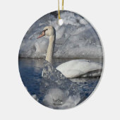 Juvenile Swan im Fluss Icey Keramik Ornament (Links)