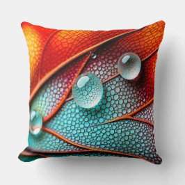 Juwelen auf einem feinen Flügel Kissen