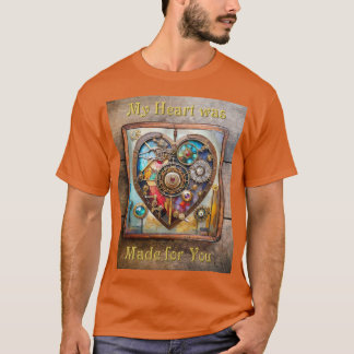 Juwelen und verklebte Glasherz T-Shirt