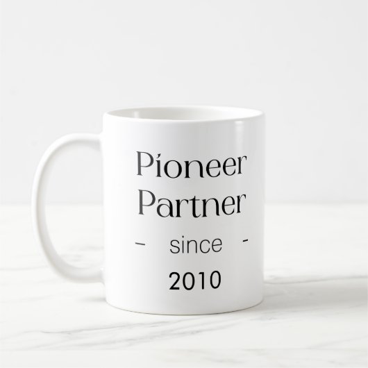 JW Geschenke für Service Partner Paar, kundenspezi Kaffeetasse (Links)