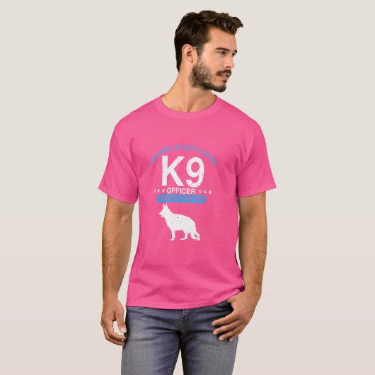 K9 Polizeibeamter Design für K9 dünne blaue Linie T-Shirt (Vorne ganz)