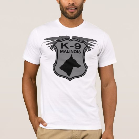 K-9 Malinois Abzeichen T-Shirt (Vorderseite)