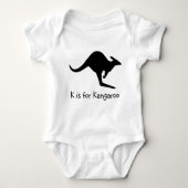 K ist für Kangaroo Baby Baby Strampler (Vorderseite)