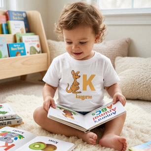 K ist für Kangaroo: Bouncy Learning Adventure Kleinkind T-shirt