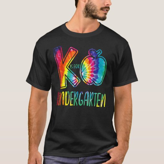 K ist für Kindergarten Gefärbte Krawatte Lehrer zu T-Shirt (Vorderseite)