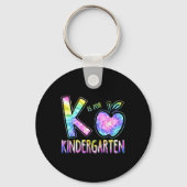 K ist für Kindergartenlehrer Gefärbte Krawatte zur Schlüsselanhänger (Rückseite)