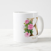K Letter Gold Monogram | Rosa Rosen Jumbo-Tasse (Vorderseite Rechts)