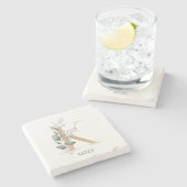 K Monogram Floral Steinuntersetzer (Seitenansicht)