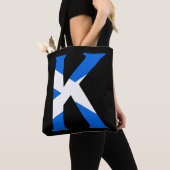 K Monogram overlaid on Scottish Flag stcnt Tasche (Von Nahem)