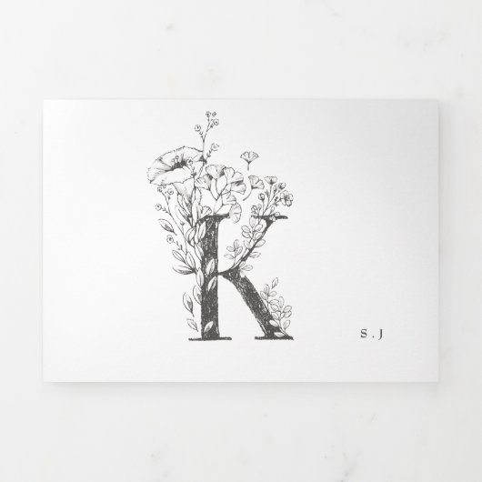 'K' Monogram Schöne gezeichnete Blumenhochzeit Dreifach Gefaltete Einladung (Cover)