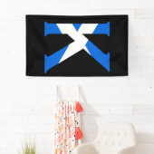 K Monogram überlagert auf schottischer Flagge (v) Banner (Insitu)