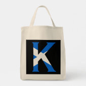 K Monogram überlagert sich auf der schottischen Fl Tragetasche (Rückseite)