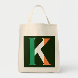 K Monogram überlagert sich auf irischer Flag Gtcnt Tragetasche