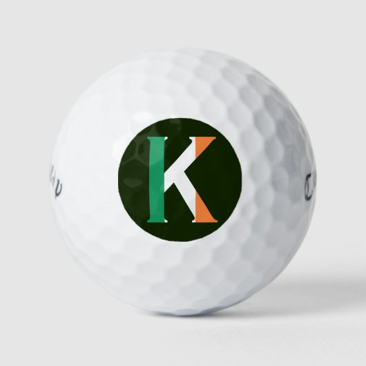 K Monogram überlagert sich auf irischer Flagge cwb Golfball (Vorderseite)