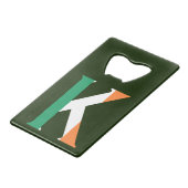 K Monogram überlagert sich auf irischer Flagge Geldbeutel Flaschenöffner (Rückseite Schrägansicht)