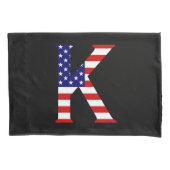 K Monogram überlagert sich auf US-Flag-Komponente Kissenbezug (Vorderseite)
