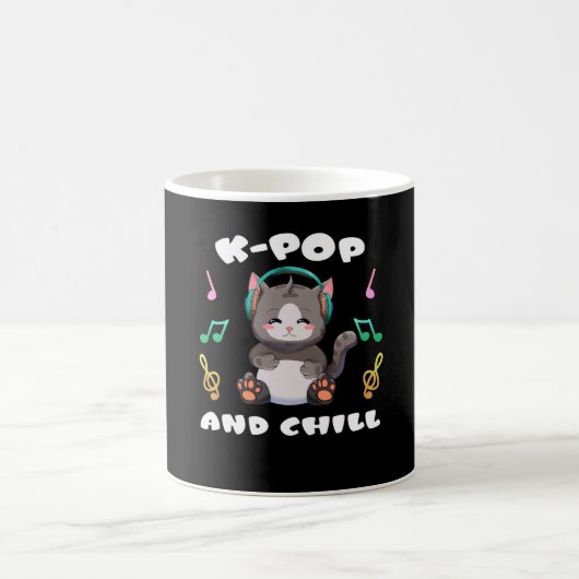K-Pop and Chill Anime Cat Manga Music Kpop Fans Kaffeetasse (Mittel)