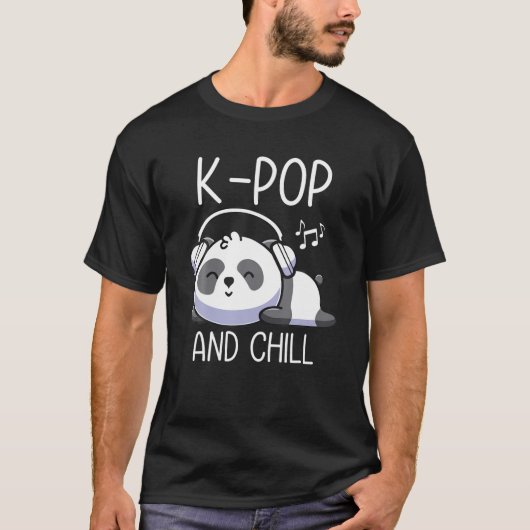 K-Pop and Chill Korean Panda Music K-Drama Niedlic T-Shirt (Vorderseite)