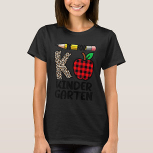K steht für Kindergärtnerin Leopard Kariert Rückse T-Shirt