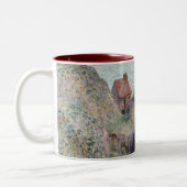 Kabine der Zollwache von Claude Monet Zweifarbige Tasse (Links)