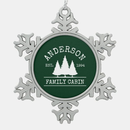 Kabine Familienname Forest Green Schneeflocken Zinn-Ornament (Vorderseite)