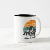 Kack im Wald Zweifarbige Tasse (VorderseiteRechts)