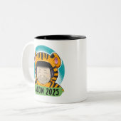 KACON 2025 Offizielles Shirt Zweifarbige Tasse (Vorderseite Links)