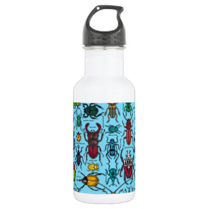 Käfer auf blau edelstahlflasche