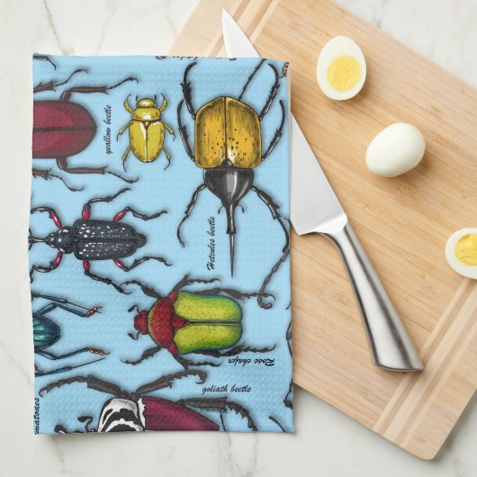 Käfer auf blau geschirrtuch (Viertel Falte)