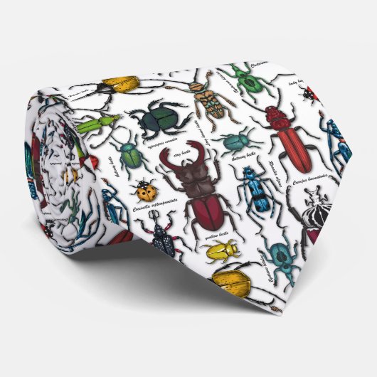 Käfer auf weiß krawatte (Gerollt)