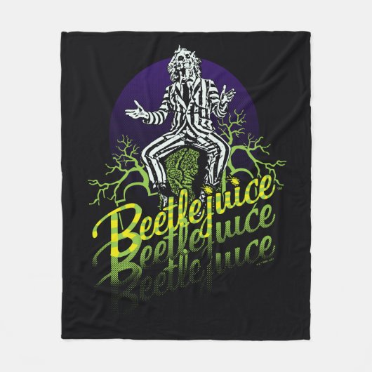 Käfer | Sitzen auf einem Grabstein Fleecedecke (Vorderseite)