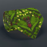 Käfer und Farne, grüne Blätter Krawatte<br><div class="desc">Handbemalte Waldflora und Fauna - Butterkuppen,  Farne,  wilde Erdbeeren,  Pilze und Hirschkäfer</div>