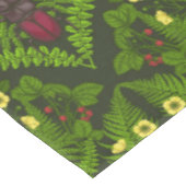 Käfer und Farne, grüne Blätter Tischdecke (Schrägansicht)