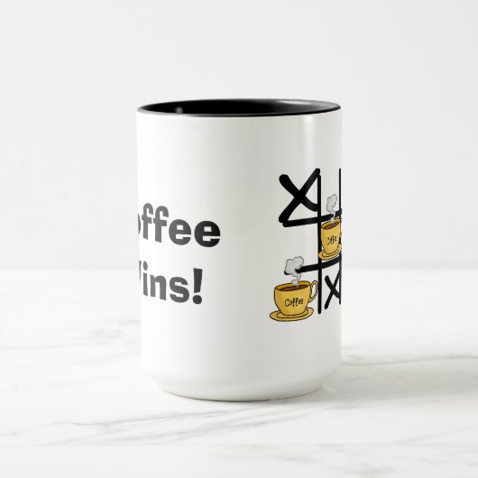 Kaffee gewinnt Tic Tac Toe Tasse (Zentrum)