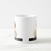 Kaffee hilft mir beim lustigen Retro-50er-Sprichwo Kaffeetasse (Mittel)