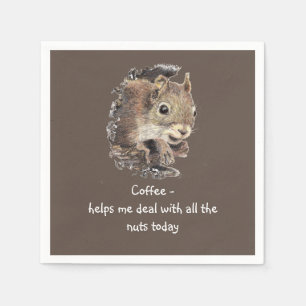 Kaffee hilft mir, mit allen Nüssen Eichhörnchen um Serviette