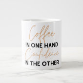 Kaffee in der einen Hand Vertrauen in die andere Jumbo-Tasse (Vorderseite)