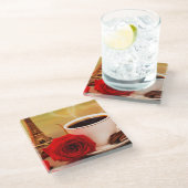 Kaffee in Paris mit Rote Rose Glasuntersetzer (Schrägansicht)