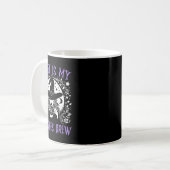 Kaffee ist meine Hexen Brew Retro Halloween Br Kaffeetasse (Vorderseite Links)