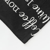 Kaffee jetzt Wein später einfacher Text  Fleecedecke (Ecke)