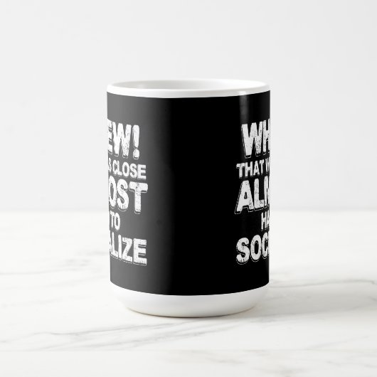 Kaffee mit Introverts Tasse (Mittel)