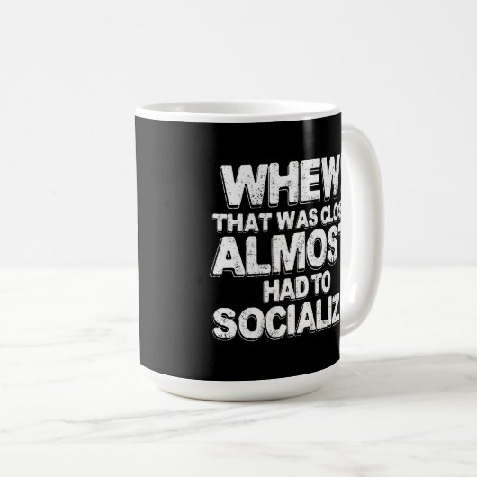 Kaffee mit Introverts Tasse (VorderseiteRechts)