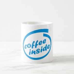Kaffee nach innen (Café). Lustiger heißer Kaffeetasse