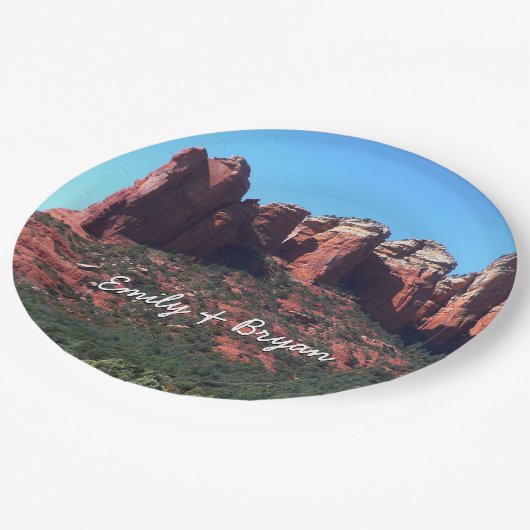 Kaffee Pot Rock II in Sedona Arizona Pappteller (Schrägansicht)