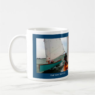 Kaffee-Tasse für 2021 Goat Island Skiff Kalender Kaffeetasse