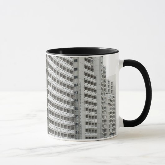Kaffee-Tasse mit moderner Architektur Tasse (Rechts)