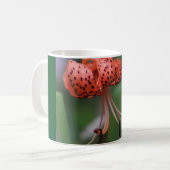 Kaffee-Tasse mit orange gepunkteter Lilie Kaffeetasse (Vorderseite Links)